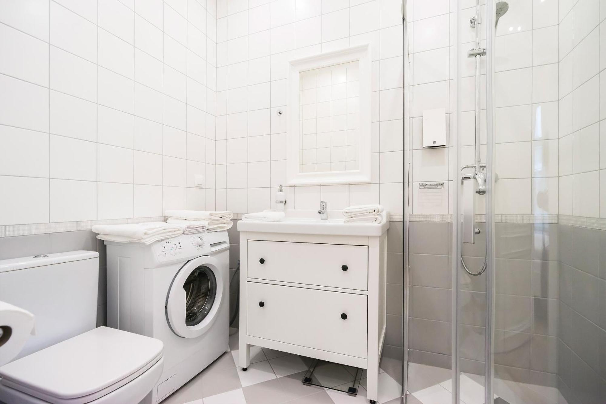 Revelton Suites Tallinn Bagian luar foto