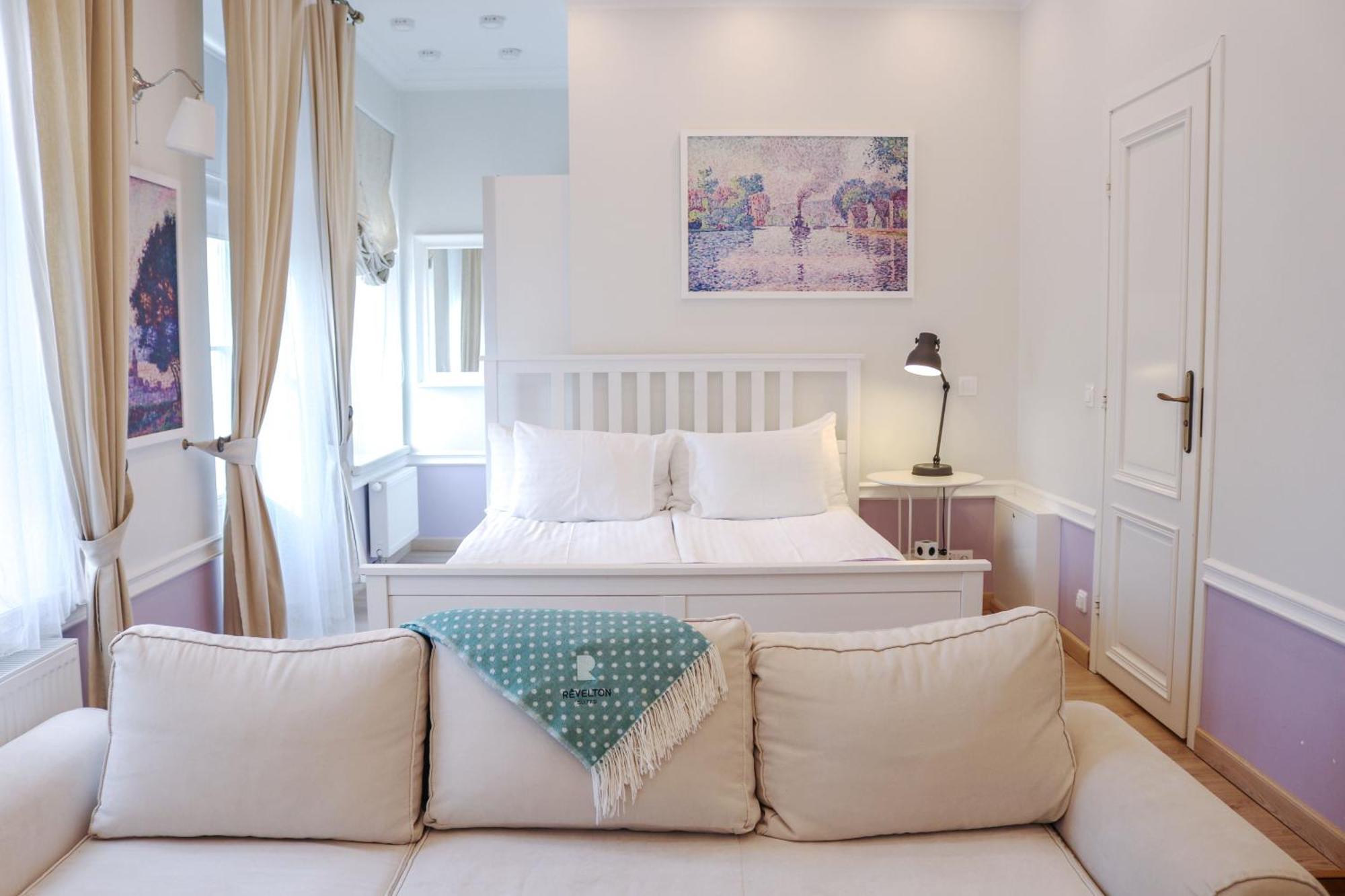 Revelton Suites Tallinn Bagian luar foto