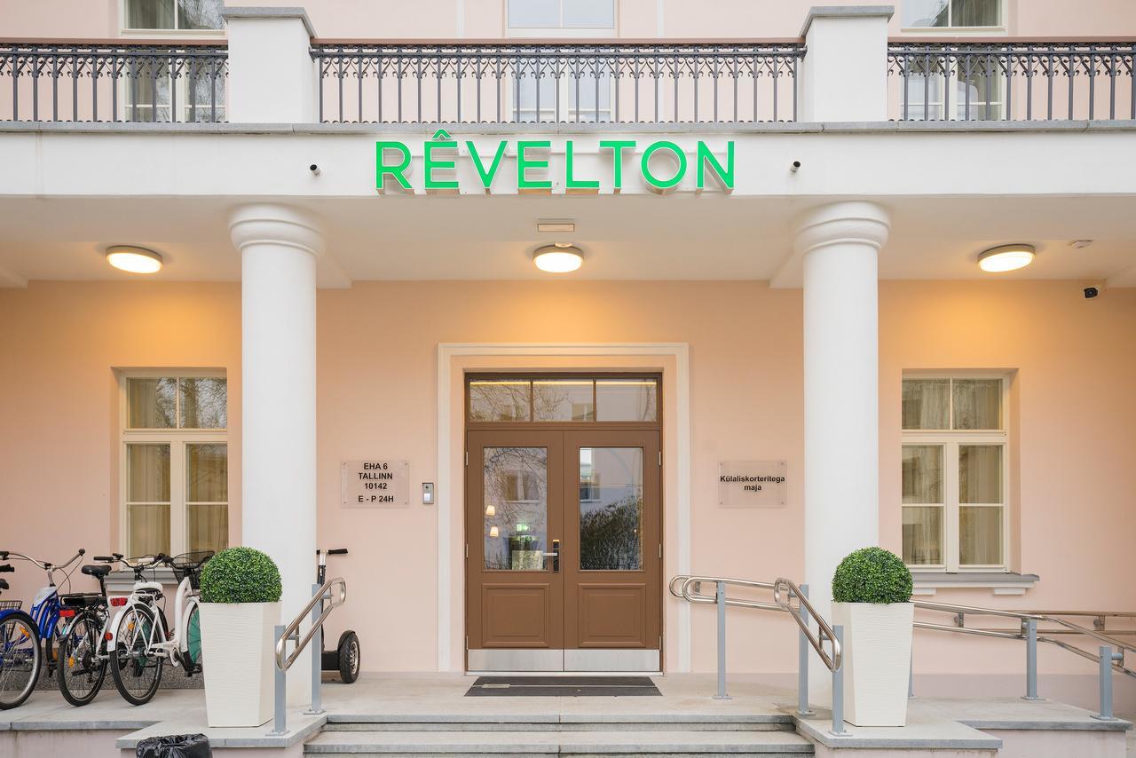 Revelton Suites Tallinn Bagian luar foto